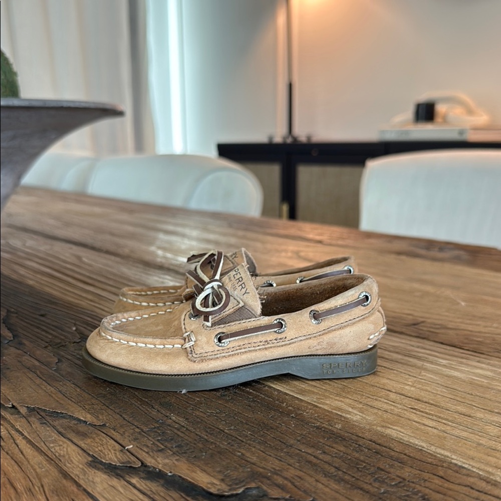 Burberry Kids Tan Boat Shoes